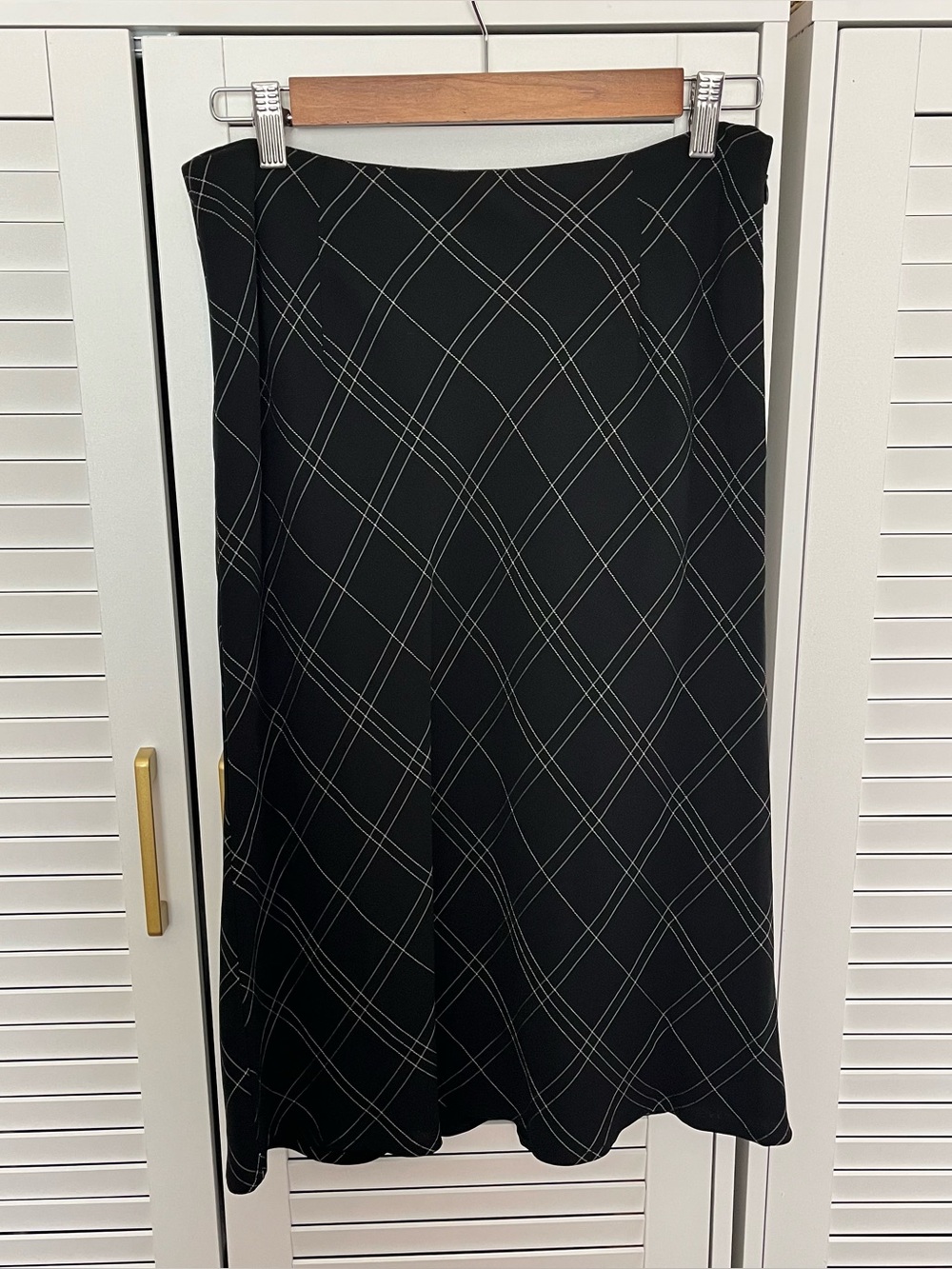 Vintage Women’s Black Plaid A-Line Midi Skirt Classic Grunge Preppy Fall Fashion